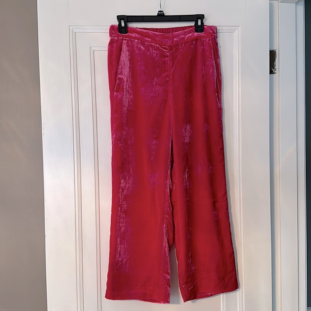 Jcrew Hot Pink velvet cropped pants